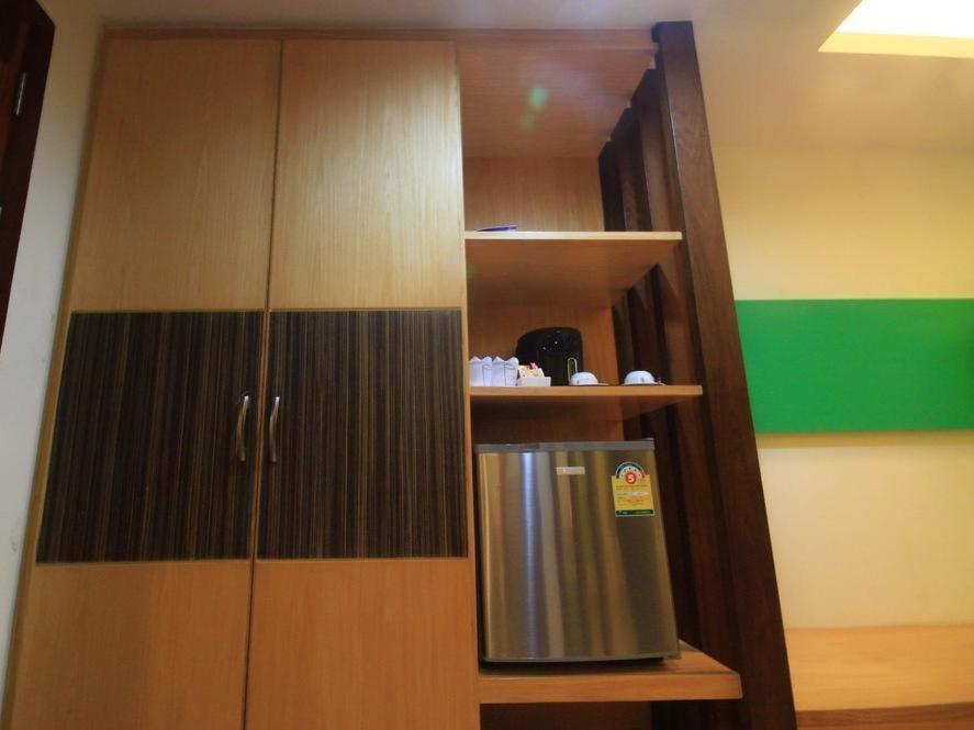 Dipantai Boutique Beach Resort Patong Екстер'єр фото
