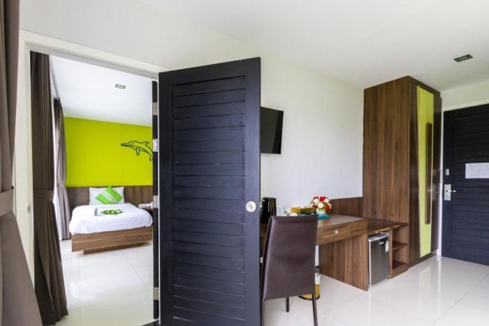 Dipantai Boutique Beach Resort Patong Екстер'єр фото