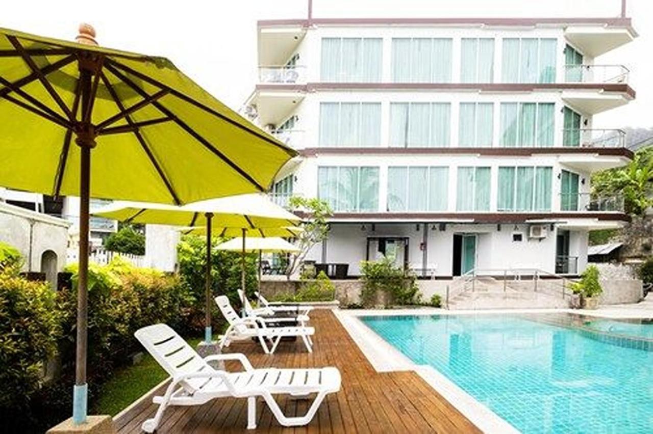 Dipantai Boutique Beach Resort Patong Екстер'єр фото