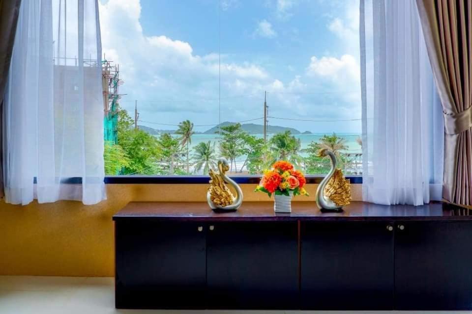 Dipantai Boutique Beach Resort Patong Екстер'єр фото